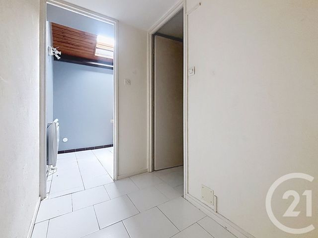 Appartement F2 &agrave; louer - 2 pi&egrave;ces - 41 m2 - Vesoul - 70 - FRANCHE-COMTE