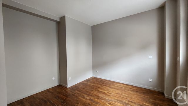 Appartement F3 &agrave; louer - 3 pi&egrave;ces - 64 m2 - Abbeville - 80 - PICARDIE