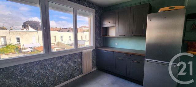 Appartement T4 &agrave; vendre - 4 pi&egrave;ces - 94 m2 - Abbeville - 80 - PICARDIE