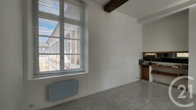 Appartement F4 à vendre - 4 pièces - 95 m2 - Abbeville - 80 - PICARDIE