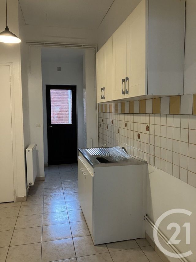 Appartement F2 &agrave; louer - 2 pi&egrave;ces - 41,50 m2 - Abbeville - 80 - PICARDIE