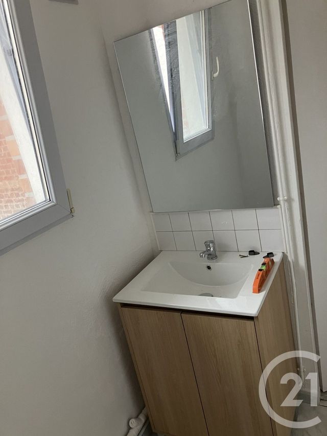 Appartement F2 &agrave; louer - 2 pi&egrave;ces - 41,50 m2 - Abbeville - 80 - PICARDIE