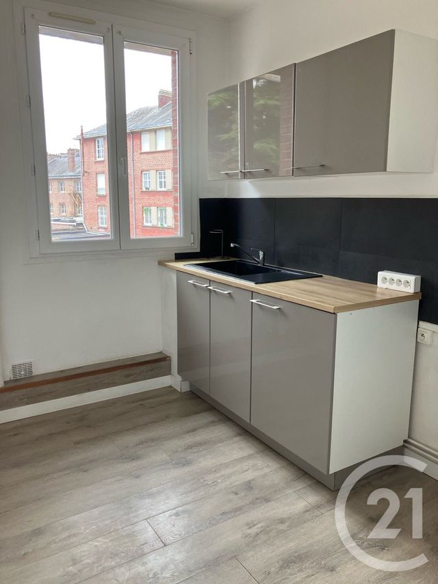 Appartement F2 &agrave; louer - 2 pi&egrave;ces - 39 m2 - Abbeville - 80 - PICARDIE