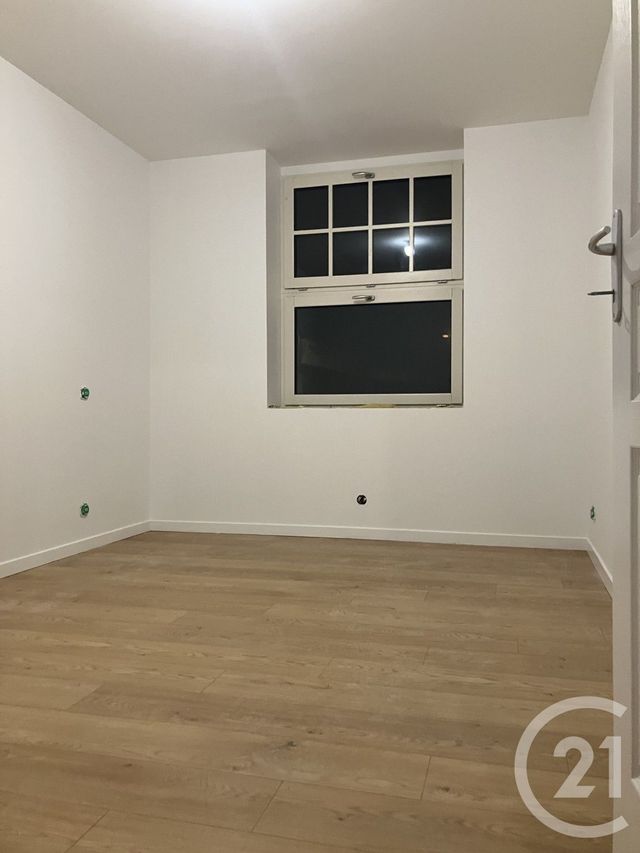 Appartement F3 &agrave; louer - 3 pi&egrave;ces - 67 m2 - Abbeville - 80 - PICARDIE