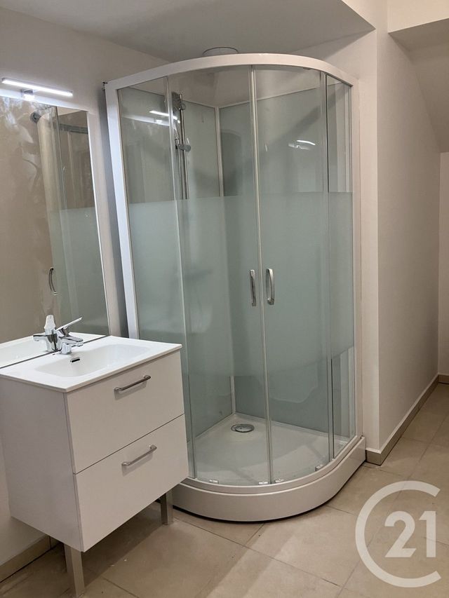 Appartement F3 &agrave; louer - 3 pi&egrave;ces - 67 m2 - Abbeville - 80 - PICARDIE