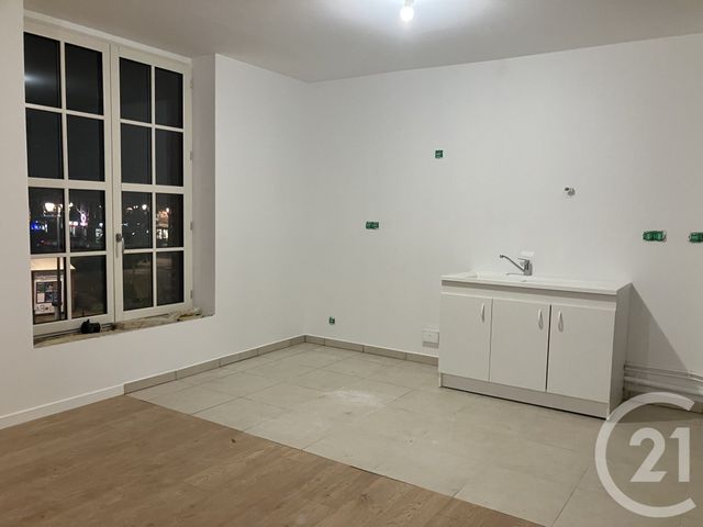 Appartement F3 &agrave; louer - 3 pi&egrave;ces - 67 m2 - Abbeville - 80 - PICARDIE