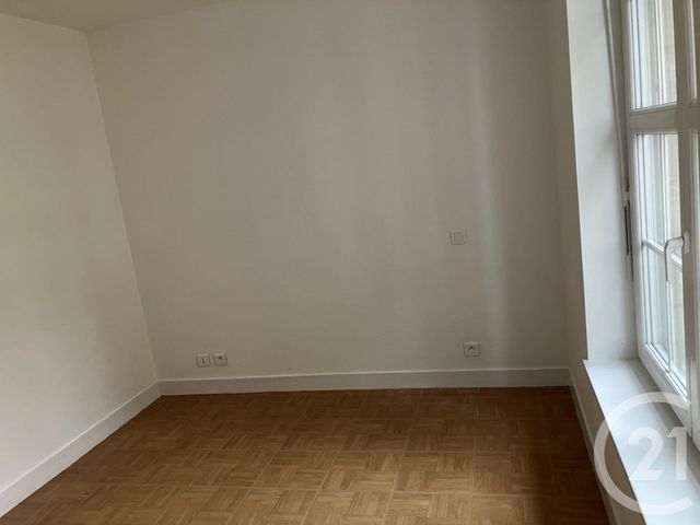 Appartement F3 &agrave; louer - 3 pi&egrave;ces - 59,40 m2 - Abbeville - 80 - PICARDIE