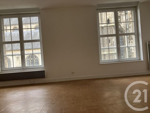 Appartement F3 &agrave; louer - 3 pi&egrave;ces - 59,40 m2 - Abbeville - 80 - PICARDIE