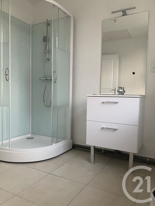 Appartement F2 &agrave; louer - 2 pi&egrave;ces - 58 m2 - Abbeville - 80 - PICARDIE