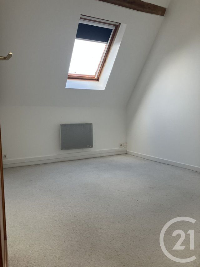 Appartement Duplex &agrave; louer - 4 pi&egrave;ces - 80,53 m2 - Abbeville - 80 - PICARDIE