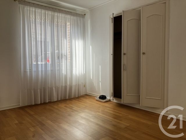Appartement &agrave; louer - 3 pi&egrave;ces - 62 m2 - Abbeville - 80 - PICARDIE