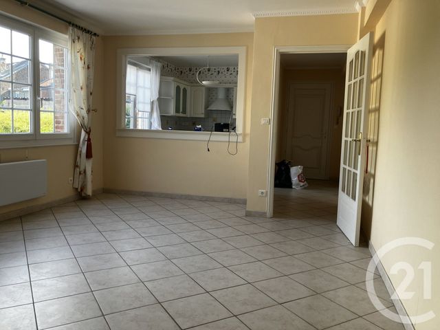 Appartement &agrave; louer - 3 pi&egrave;ces - 62 m2 - Abbeville - 80 - PICARDIE