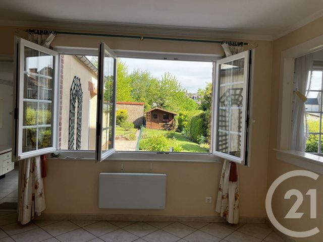 Appartement &agrave; louer - 3 pi&egrave;ces - 62 m2 - Abbeville - 80 - PICARDIE