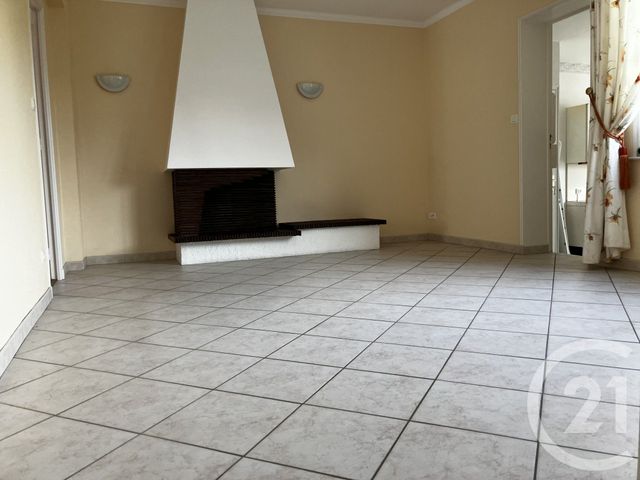 Appartement &agrave; louer - 3 pi&egrave;ces - 62 m2 - Abbeville - 80 - PICARDIE