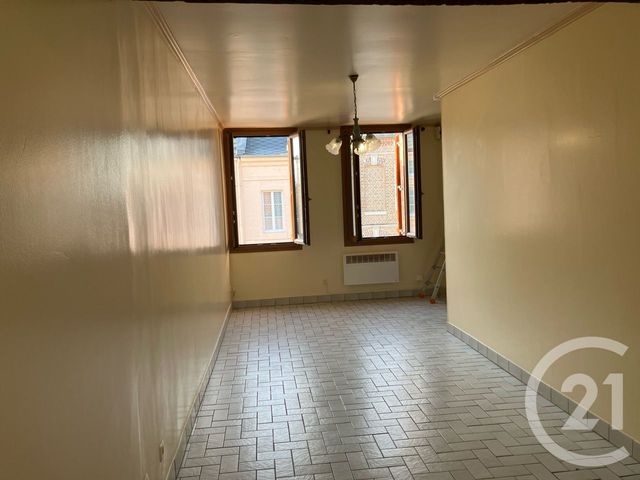 Appartement F2 &agrave; louer - 2 pi&egrave;ces - 51,70 m2 - Abbeville - 80 - PICARDIE