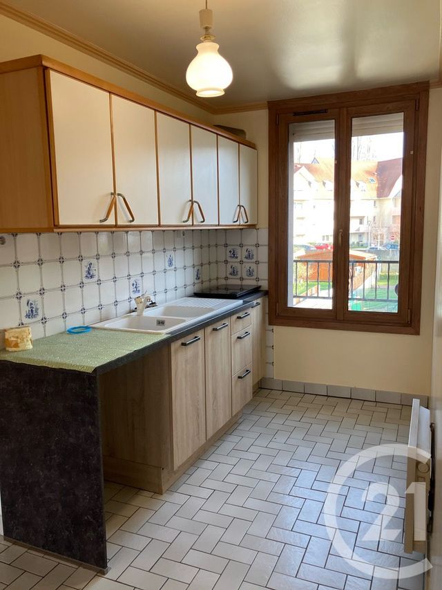 Appartement F2 &agrave; louer - 2 pi&egrave;ces - 51,70 m2 - Abbeville - 80 - PICARDIE