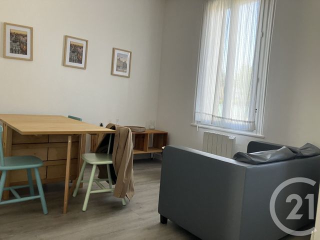 Maison &agrave; louer - 3 pi&egrave;ces - 40,20 m2 - Abbeville - 80 - PICARDIE