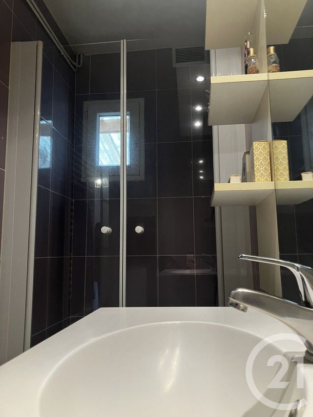 Maison &agrave; vendre - 4 pi&egrave;ces - 65 m2 - Abbeville - 80 - PICARDIE