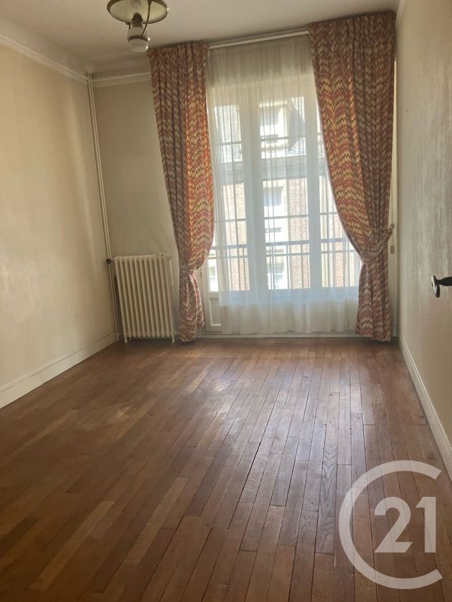 Maison &agrave; vendre - 5 pi&egrave;ces - 198 m2 - Abbeville - 80 - PICARDIE
