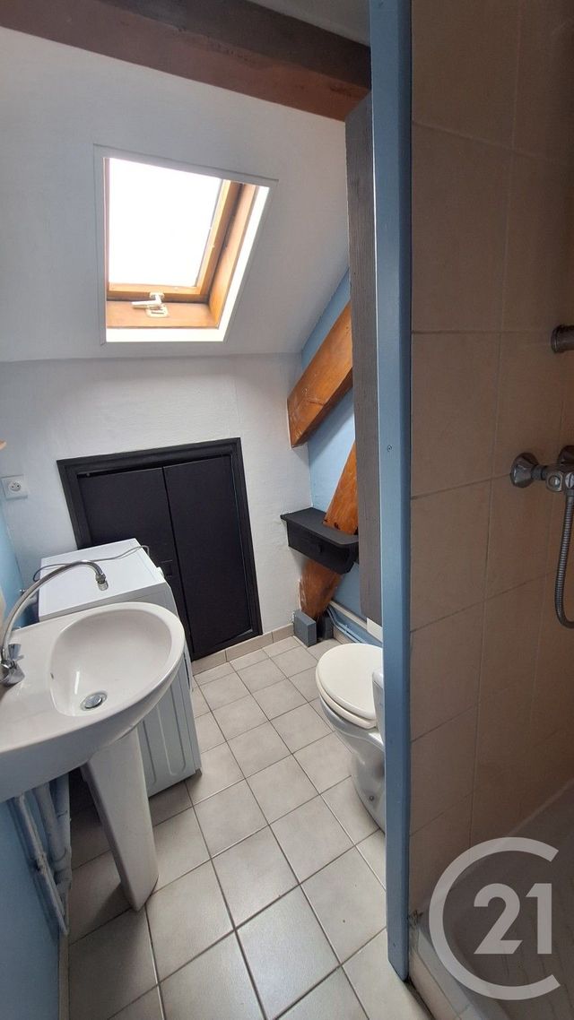 Appartement F1 &agrave; louer - 1 pi&egrave;ce - 16 m2 - Abbeville - 80 - PICARDIE