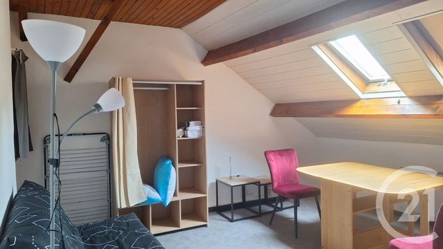 Appartement F1 &agrave; louer - 1 pi&egrave;ce - 16 m2 - Abbeville - 80 - PICARDIE