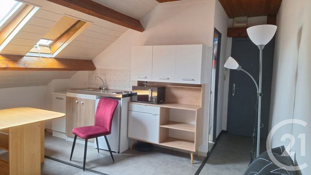 Appartement F1 &agrave; louer - 1 pi&egrave;ce - 16 m2 - Abbeville - 80 - PICARDIE