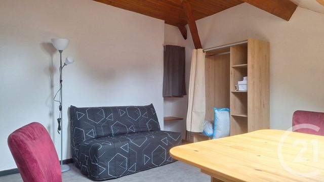 Appartement F1 &agrave; louer - 1 pi&egrave;ce - 16 m2 - Abbeville - 80 - PICARDIE