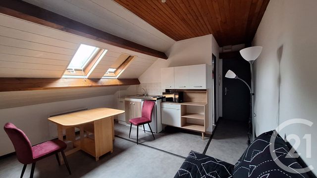 Appartement F1 &agrave; louer - 1 pi&egrave;ce - 16 m2 - Abbeville - 80 - PICARDIE