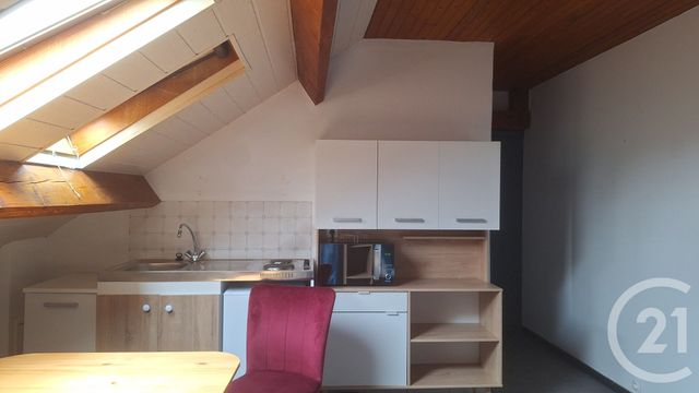Appartement F1 &agrave; louer - 1 pi&egrave;ce - 16 m2 - Abbeville - 80 - PICARDIE