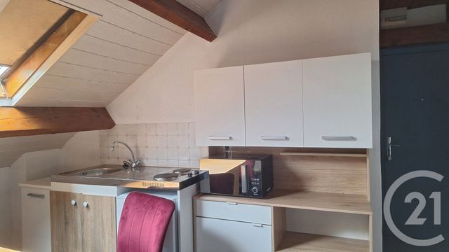 Appartement F1 &agrave; louer - 1 pi&egrave;ce - 16 m2 - Abbeville - 80 - PICARDIE