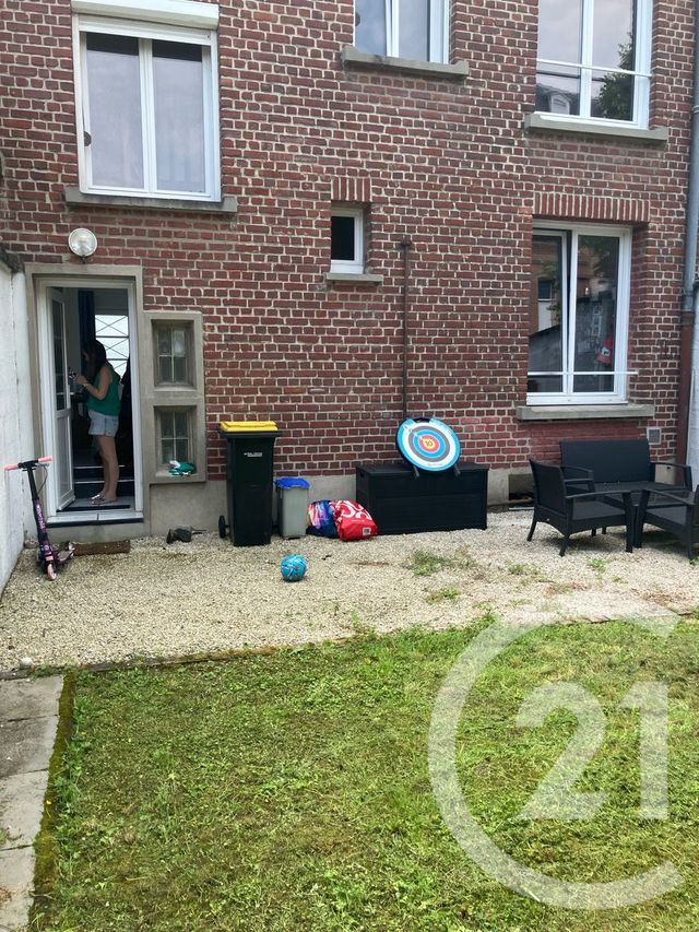 Maison &agrave; louer - 4 pi&egrave;ces - 94 m2 - Abbeville - 80 - PICARDIE