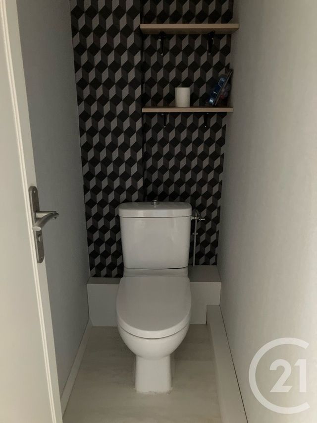 Appartement F3 &agrave; louer - 3 pi&egrave;ces - 71,42 m2 - Abbeville - 80 - PICARDIE