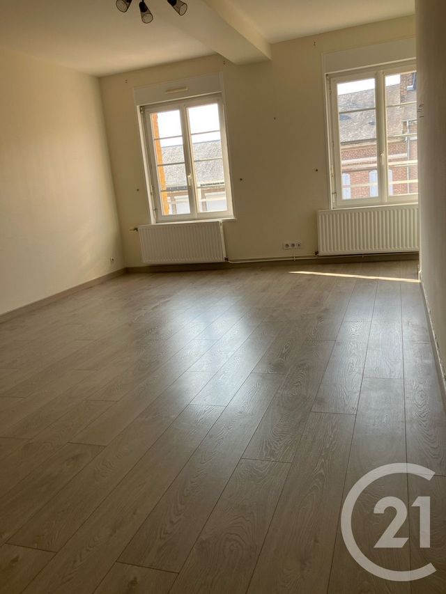 Appartement F3 &agrave; louer - 3 pi&egrave;ces - 71,42 m2 - Abbeville - 80 - PICARDIE