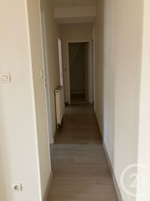 Appartement F3 &agrave; louer - 3 pi&egrave;ces - 71,42 m2 - Abbeville - 80 - PICARDIE