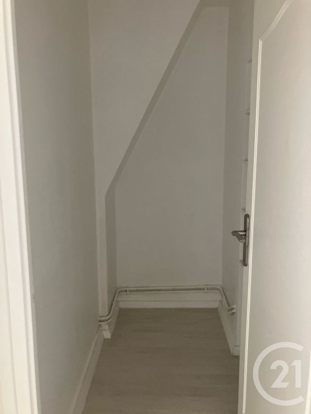 Appartement F3 &agrave; louer - 3 pi&egrave;ces - 71,42 m2 - Abbeville - 80 - PICARDIE