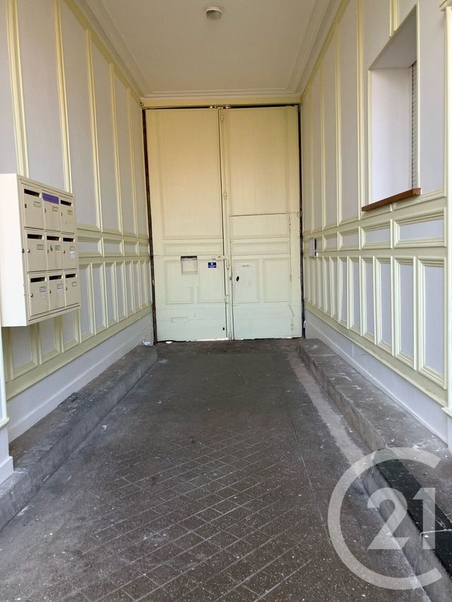 Appartement F3 &agrave; louer - 3 pi&egrave;ces - 71,42 m2 - Abbeville - 80 - PICARDIE