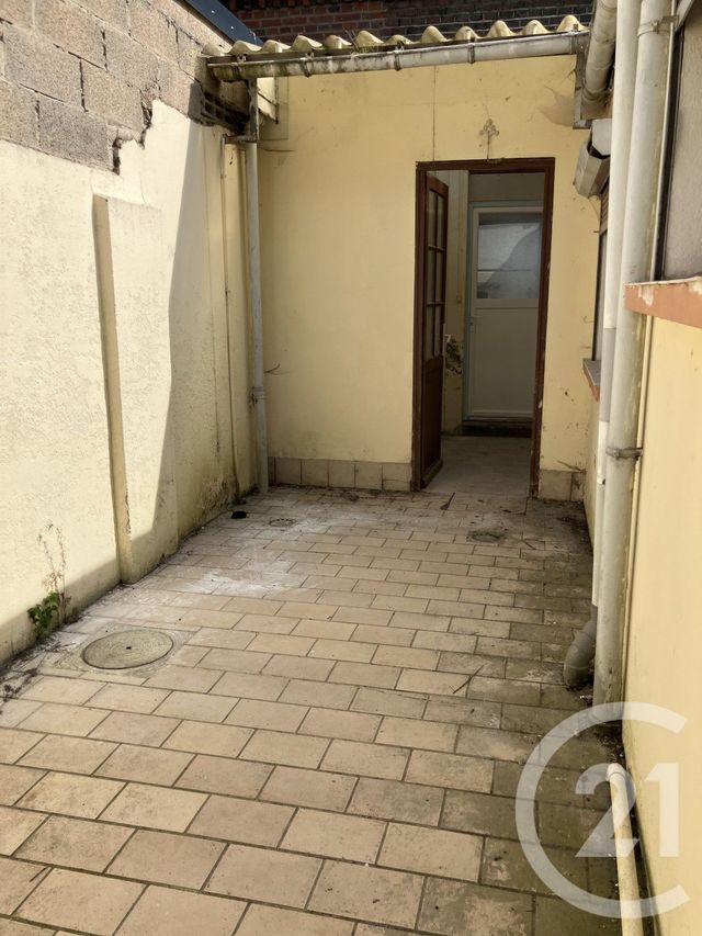 Maison &agrave; louer - 4 pi&egrave;ces - 75 m2 - St Ouen - 80 - PICARDIE