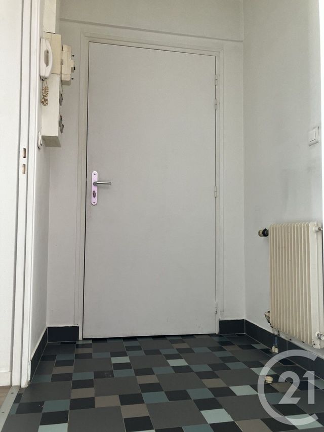 Appartement F2 &agrave; louer - 2 pi&egrave;ces - 41,90 m2 - Abbeville - 80 - PICARDIE