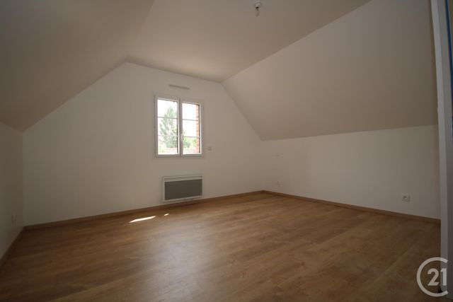 Maison &agrave; louer - 4 pi&egrave;ces - 105,41 m2 - Millencourt En Ponthieu - 80 - PICARDIE