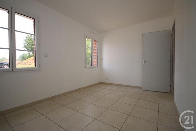 Maison &agrave; louer - 4 pi&egrave;ces - 105,41 m2 - Millencourt En Ponthieu - 80 - PICARDIE