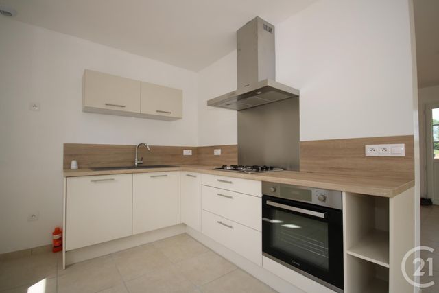 Maison &agrave; louer - 4 pi&egrave;ces - 105,41 m2 - Millencourt En Ponthieu - 80 - PICARDIE