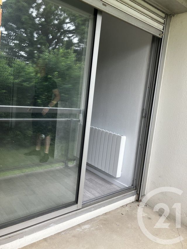 Appartement F1 &agrave; louer - 1 pi&egrave;ce - 27 m2 - Abbeville - 80 - PICARDIE