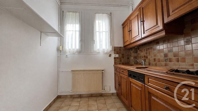 Appartement F3 &agrave; vendre - 3 pi&egrave;ces - 65,70 m2 - Abbeville - 80 - PICARDIE