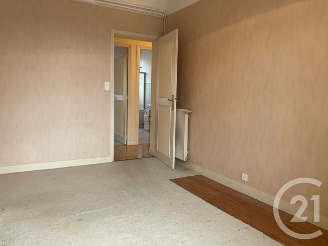 Appartement F3 &agrave; vendre - 3 pi&egrave;ces - 65,70 m2 - Abbeville - 80 - PICARDIE