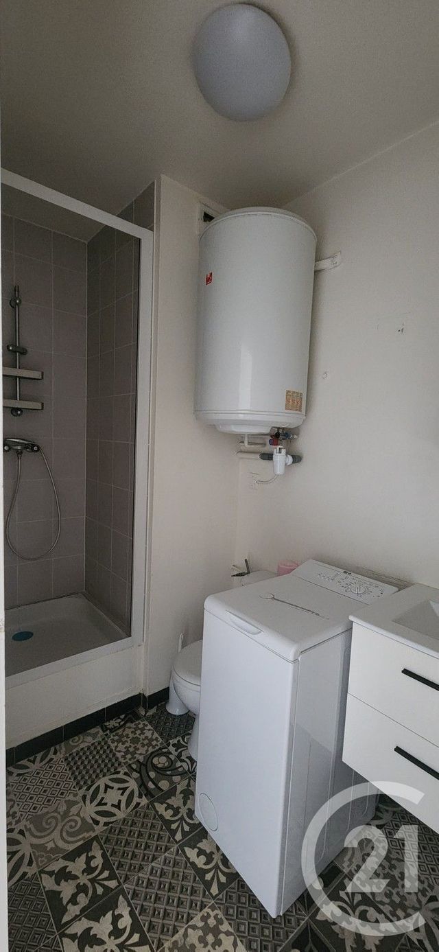 Appartement Studio &agrave; vendre - 1 pi&egrave;ce - 27 m2 - Abbeville - 80 - PICARDIE