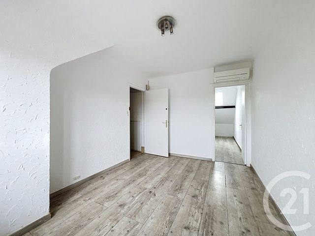 Appartement F4 &agrave; vendre - 5 pi&egrave;ces - 78,15 m2 - Essey Les Nancy - 54 - LORRAINE