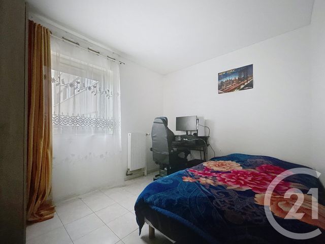 Appartement à vendre - 4 pièces - 74,16 m2 - Epinay Sur Seine - 93 - ILE-DE-FRANCE