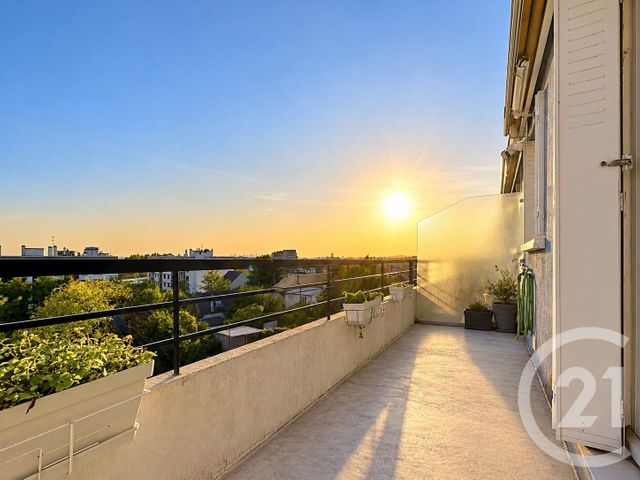 Appartement 3 pièces 59 m² · à Deuil-la-Barre · 58,5 m² · 179 000 €