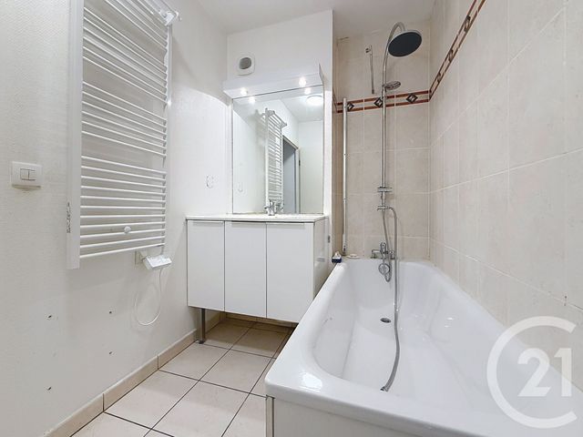 Appartement &agrave; louer - 2 pi&egrave;ces - 51,25 m2 - Deuil La Barre - 95 - ILE-DE-FRANCE