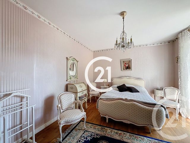 Maison à vendre - 5 pièces - 274 m2 - Jarnac - 16 - POITOU-CHARENTES